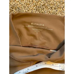 Athleta Transcend Stash Crop Straight Leg Brown Leggings. Size Small thumbnail 4