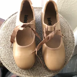 Tan and cream tie front ballet tap shoes thumbnail 2