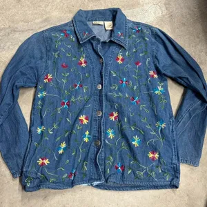 Vintage Bobbie Brooks Embroidered Floral Blue Jean Denim Jacket Women’s Size M thumbnail 1