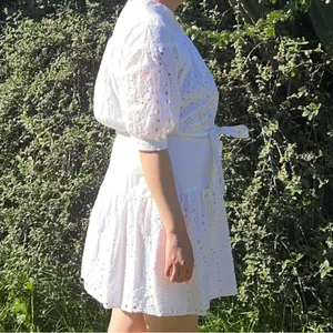 Chic White Eyelet Mini Dress Size undefined thumbnail 3