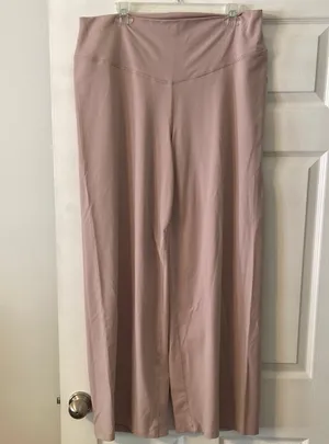 Old Navy Extra Wide High Rise Stylish Wide-Leg Pants inseam 30” waist 38” elasti thumbnail 1