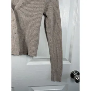 Gilly Hicks Light Brown/Beige Cropped Cardigan Size XS Ribbed Lightweight thumbnail 7