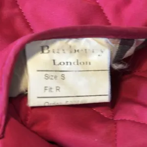 BURBERRY LONDON Women’s Red Diamond Quilted Jacket Size S thumbnail 9