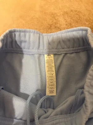 Alo Yoga Accolade Shorts thumbnail 3