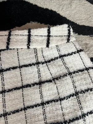 Zara Tweed White and Black Windowpane High-Waist Shorts thumbnail 7