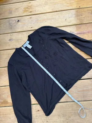 Jones New York Women’s XL Black Beaded Floral V-Neck Cardigan Sweater thumbnail 2