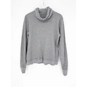 Lululemon Double‎ Up Reversible Turtleneck Top Women's 10 Grey thumbnail 2