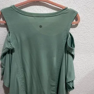 Athleta mint Green Short Sleeve Top thumbnail 4