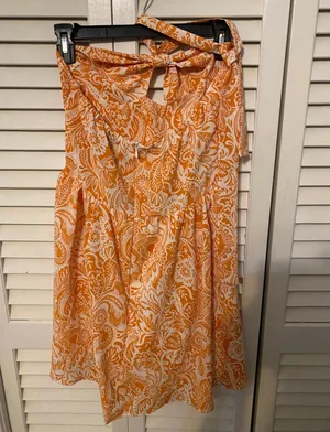 Halter dress thumbnail 4