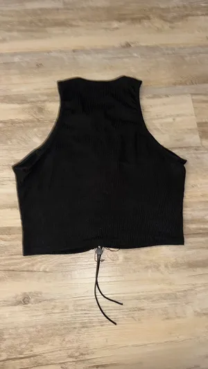 Graphic crop top thumbnail 2