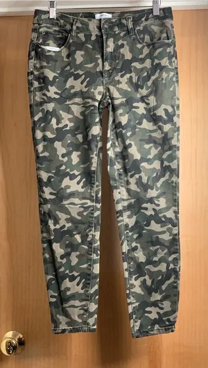 Kensie Jeans Green Camo Skinny Jeans. Size-8/29 Y2K thumbnail 1
