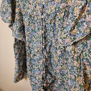 Old Navy Oversized Springtime Floral-Print Square-Neck Top Casual Multicolor thumbnail 3
