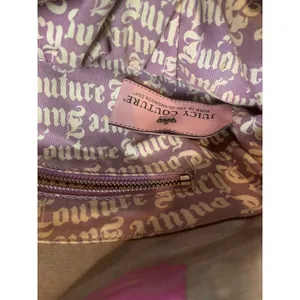 Juicy Couture Tote Vinyl Gray Purple White Flowers Bag Leather Trim thumbnail 10
