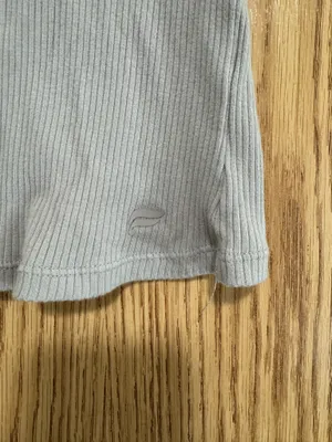 Fabletics Grey Cropped Athletic Tank Top thumbnail 2