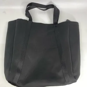 Victoria’s Secret Large Black w/Gold Insulated Tote Bag. thumbnail 2