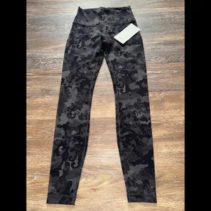 Lululemon Wunder Train High Rise 28” Hidden Heritage Lace Black Size 6 NWT thumbnail 2