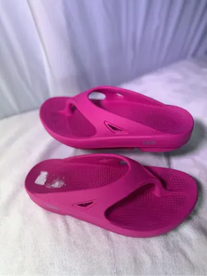 Women’s Hot Pink Comfort Flip Slide Sandals thumbnail 4