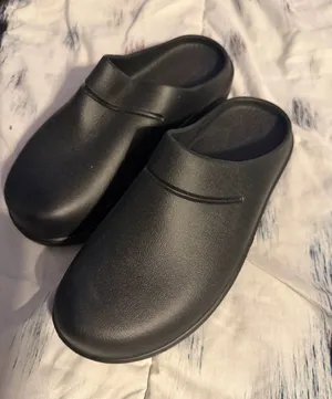 Black Shoes Size 8 thumbnail 1
