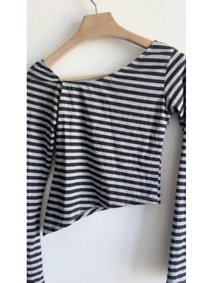 Motel Rocks Dalene Asymmetric Top Gray Black Stripe Long Sleeve Size S NWT thumbnail 8