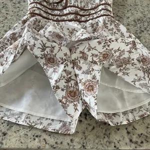Francesca's Floral Romper Womens Medium White Brown Cottagecore Tiered‎ Ruffle thumbnail 7