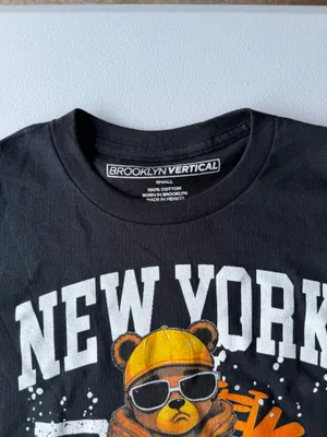 Youth Boys Black New York Bear Graphic T-Shirt – Size Small thumbnail 2