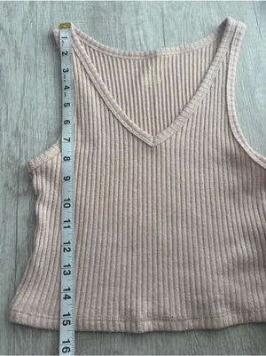 American Eagle V-Neck Crop Tank Top thumbnail 4