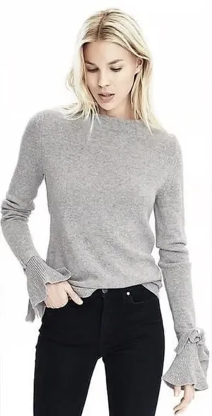 Banana Republic Grey Wool & Cashmere Blend Flipucci Sweater Size M. thumbnail 1