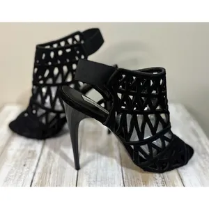 Steve‎ Madden Bratt Cage Sandal Womens 9 Black Excellent Suede Cutout Stiletto thumbnail 6