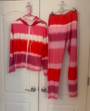Pink & Red Women’s Tie-Dye Hoodie and Jogger 2 pc Set New never worn thumbnail 1