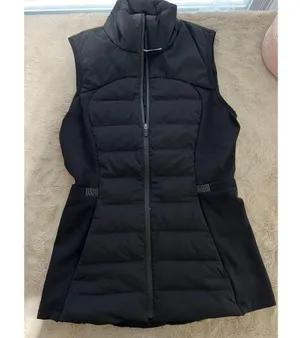 Lululemon Womens Black Puffer Vest Size M With Full-Zip & Reflective Details thumbnail 11