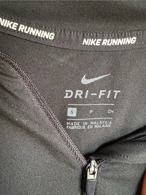 72. Nike running small quarter zip womens thumbnail 4