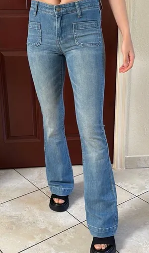 Gap Flare Jeans thumbnail 1