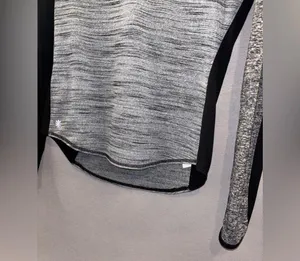 Athleta running wild crewneck base layer size medium raglan long sleeve thumbnail 3