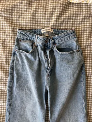 Abercrombie 90’s relaxed jeans thumbnail 2