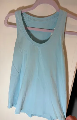 Lululemon light blue tank - size 4! thumbnail 1