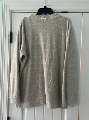Women’s Louisville, Long Sleeve Crewneck thumbnail 4