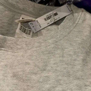 Pink Crew Sweatshirt‎ thumbnail 6