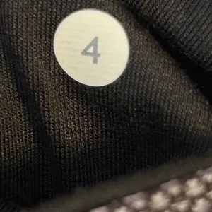 Lululemon Align High Rise Crop Leggings Black White Geometric Pattern‎ Size 4 thumbnail 4