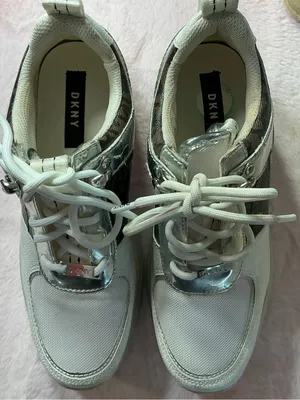 DKNY White and Silver Platform Lace-Up Sneakers b121 thumbnail 1