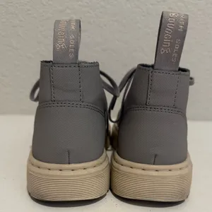 Dr. Martens Docs Baynes Chukka Boots Sneakers Grey Airwair Women Size 7 thumbnail 5