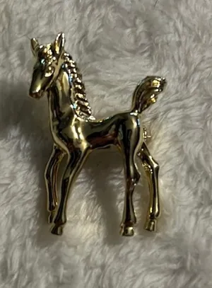Vintage Horse Brooch Gold thumbnail 1