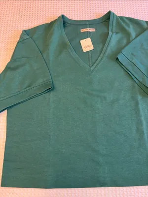 NEW! We the Free People TELL ME WHY TEE Green V-Neck Relaxed Boxy Pullover M thumbnail 3