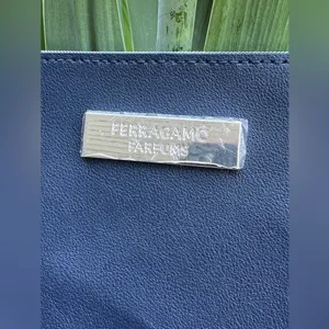 Ferragamo x Air India Navy blue cosmetic travel toiletry case NWOT thumbnail 2