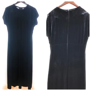 Jacqueline Ferrar‎ Velvet Maxi Dress thumbnail 2
