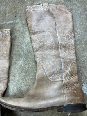 Frye Paige Tall Leather Riding Boots in Light Taupe (with flaw) Size: 9 1/2B thumbnail 5