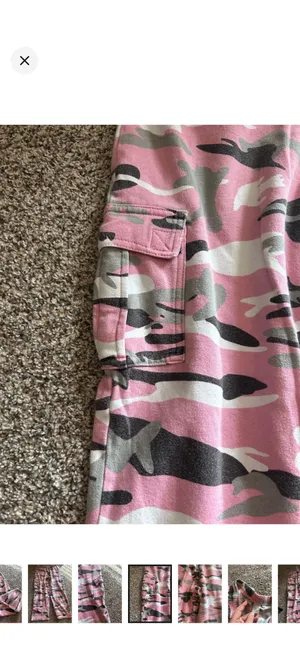 Gas Co | y2k pink & gray camo cargo style sweatpants thumbnail 4