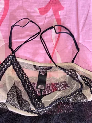 victoria’s secret lingerie thumbnail 3