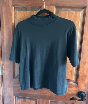 Brandy Melville Top thumbnail 1