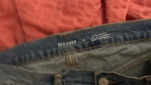 Old navy jeans thumbnail 3