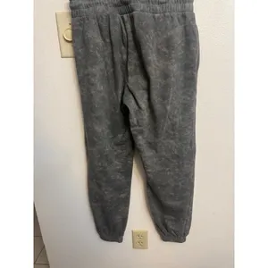 Bratz Class of 2001 Graphic Sweatpants Grey Acid Wash Joggers Small (G) thumbnail 2